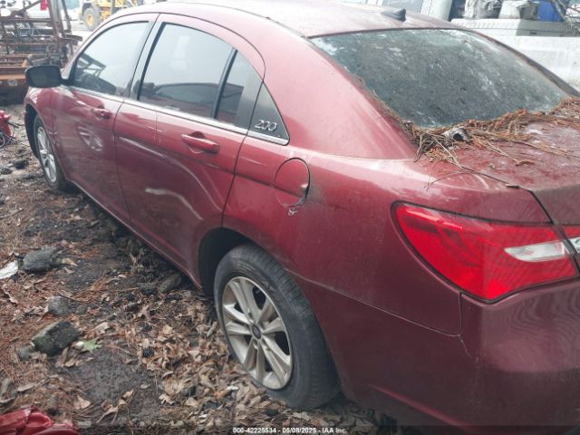 1C3CCBAB7EN214028 Chrysler 200 LX