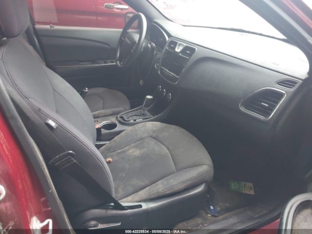 1C3CCBAB7EN214028 Chrysler 200 LX