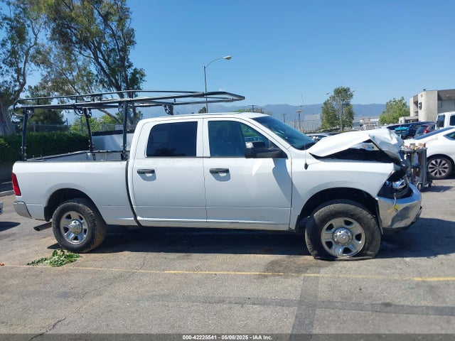 3C6UR4CJ0HG587687 RAM 2500