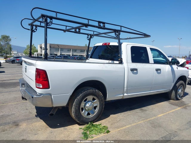3C6UR4CJ0HG587687 RAM 2500