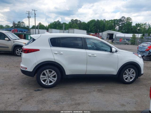 KNDPM3AC1H7032181 KIA Sportage Lx