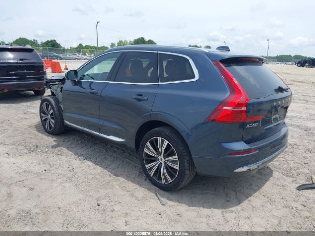 2022 VOLVO XC60 YV4L12RL8N1008493 Photo 2