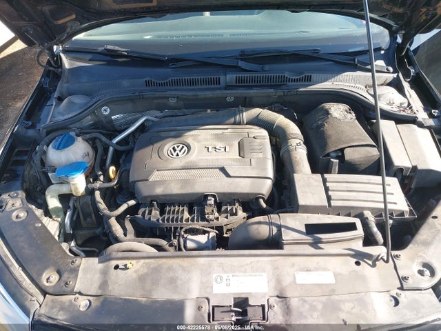 3VWD17AJ1FM285115 Volkswagen Jetta 1.8t Se