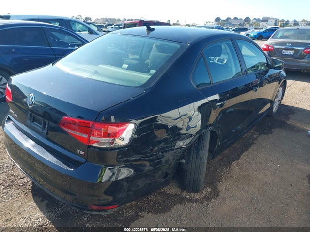 3VWD17AJ1FM285115 Volkswagen Jetta 1.8t Se