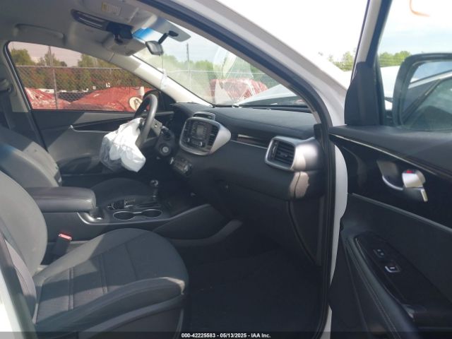 2016 KIA SORENTO 5XYPGDA38GG065497 Photo 4