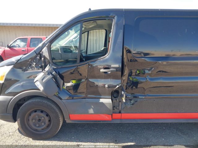1FTYE1Y82LKA27214 Ford Transit-150 Cargo Van