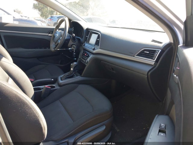 5NPD84LF4JH369319 Hyundai ELANTRA SEL