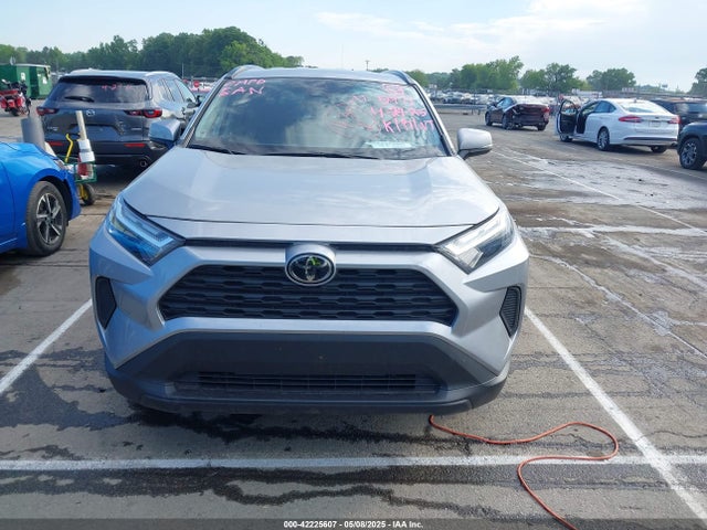 2T3W1RFV5RW305971 Toyota Rav4 Xle