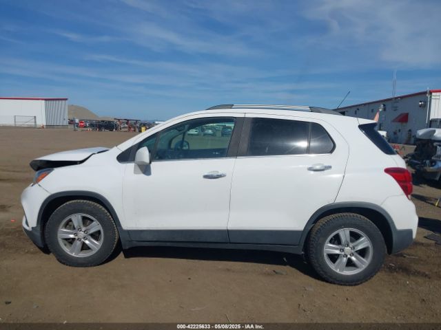 3GNCJLSB6HL227242 Chevrolet Trax Lt