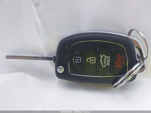 5NPE24AF5FH056974 Hyundai SONATA SE