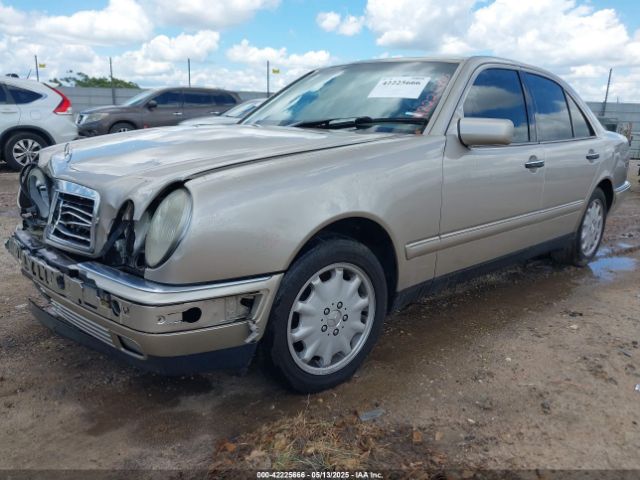 1999 MERCEDES-BENZ E 320 WDBJF82H5XX023259 Photo 1
