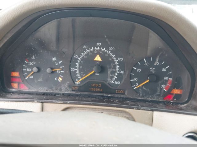 1999 MERCEDES-BENZ E 320 WDBJF82H5XX023259 Photo 6