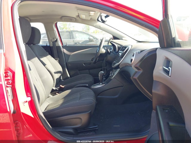 1G1JD5SB9J4126235 Chevrolet Sonic Lt Auto