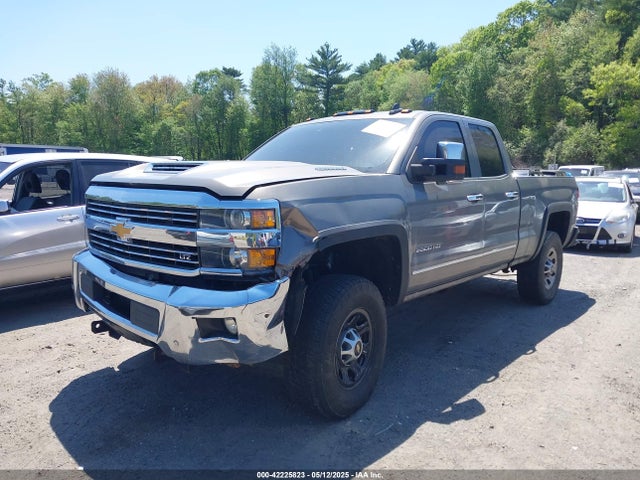 1GC2KWEY0HZ258014 Chevrolet Silverado 2500hd Ltz