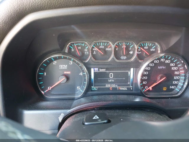 1GC2KWEY0HZ258014 Chevrolet Silverado 2500hd Ltz