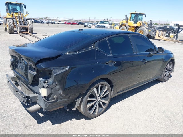 Nissan 2019 2019 1N4BL4CV1KC206000 Image 4