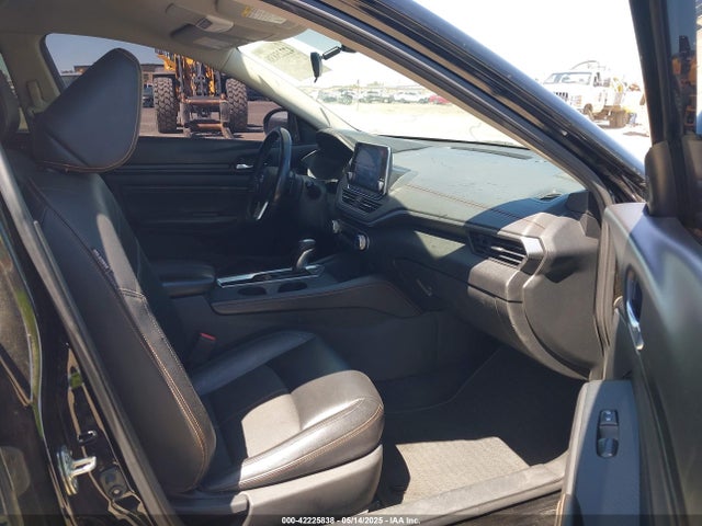 Nissan 2019 2019 1N4BL4CV1KC206000 Image 5