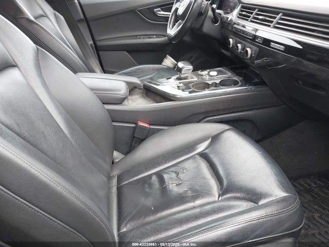 2019 AUDI Q7 WA1LAAF7XKD006382 Photo 4