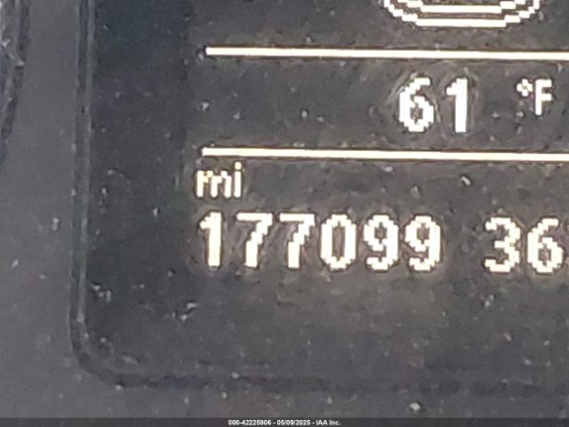 WVGBV7AX8FW586382 Volkswagen TIGUAN SE