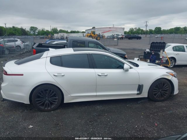 KNAE25LA3K6063981 KIA Stinger Premium