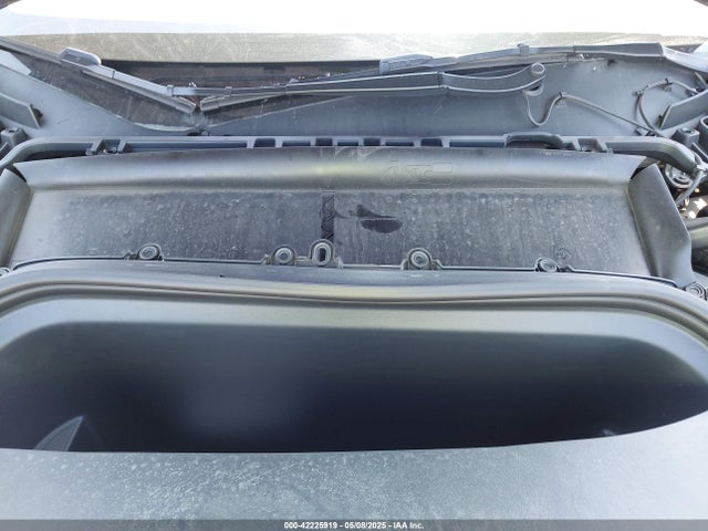 2022 TESLA MODEL Y 7SAYGDEF2NF403802 Photo 9