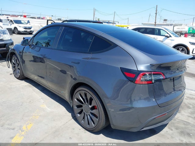 2022 TESLA MODEL Y 7SAYGDEF2NF403802 Photo 2