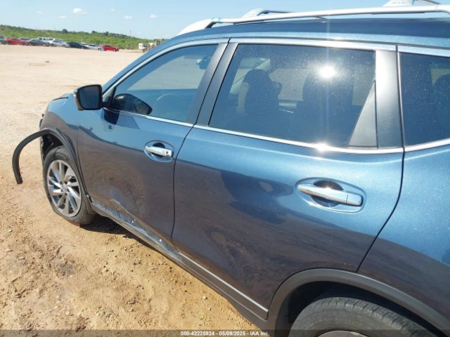 5N1AT2MT2FC779660 Nissan Rogue Sl