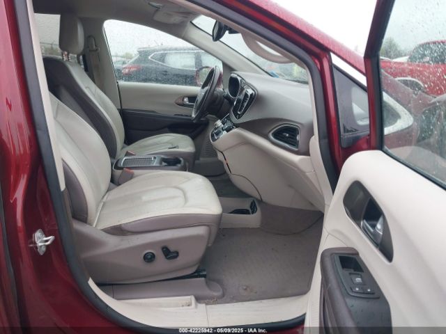 2C4RC1EG7HR729124 Chrysler Pacifica Touring-l Plus
