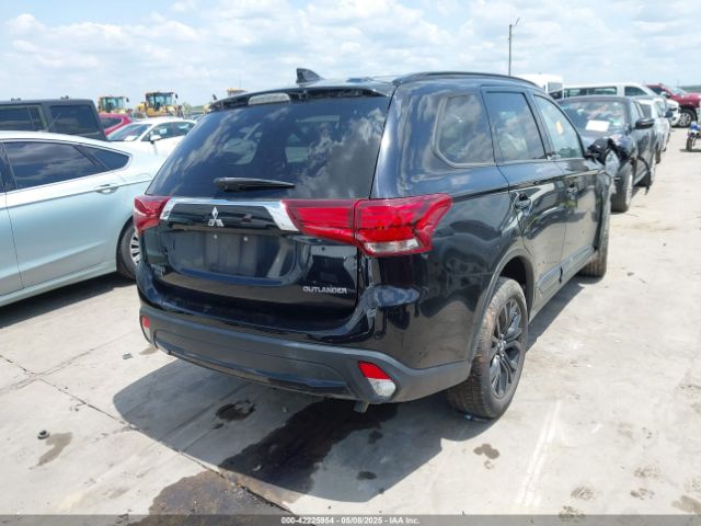 2018 MITSUBISHI OUTLANDER JA4AD3A35JZ067008 Photo 3