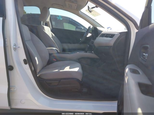 3CZRU6H32MM742703 Honda Hr-v Awd Lx