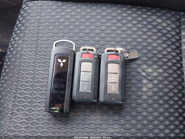2017 MITSUBISHI OUTLANDER JA4AZ3A36HZ056093 Photo 10