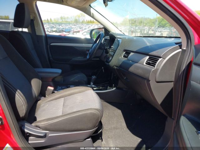 2017 MITSUBISHI OUTLANDER JA4AZ3A36HZ056093 Photo 4