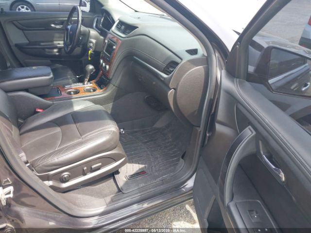 1GNKVHKD5EJ328726 Chevrolet Traverse 2lt