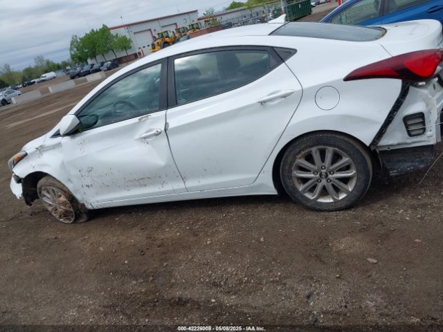 5NPDH4AE6GH660178 Hyundai ELANTRA SE