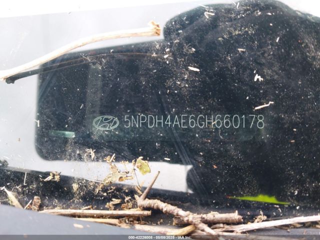 5NPDH4AE6GH660178 Hyundai ELANTRA SE