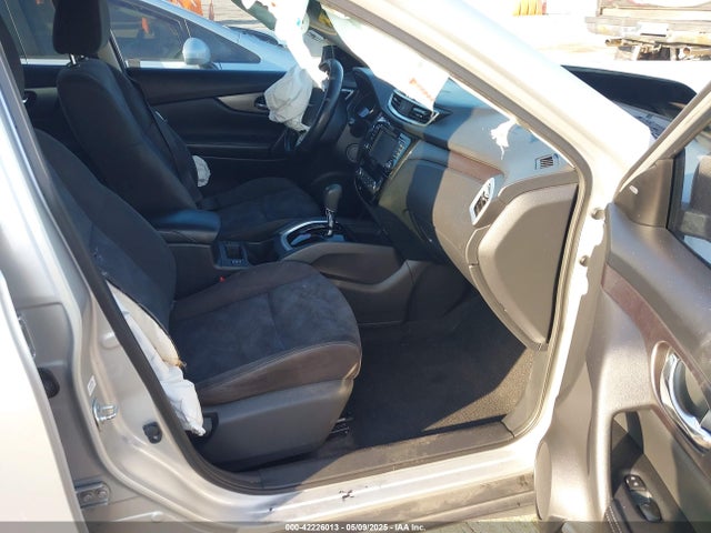 KNMAT2MT3FP523606 Nissan ROGUE SV