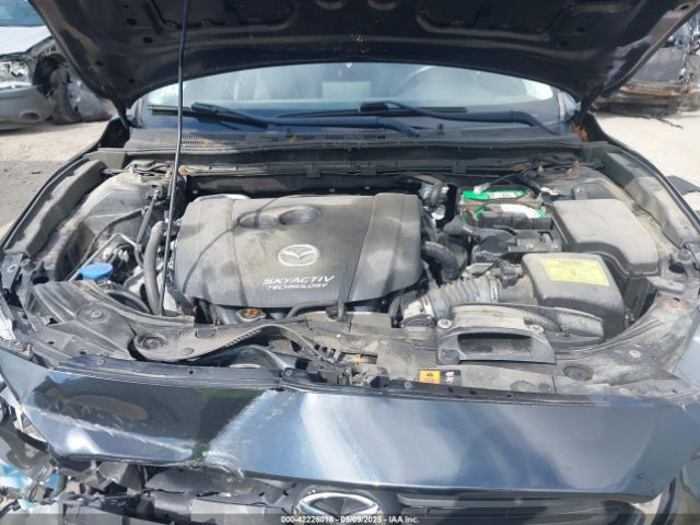 3MZBN1V39JM223684 Mazda Mazda3 Touring