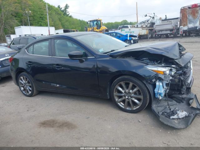 3MZBN1V39JM223684 Mazda Mazda3 Touring
