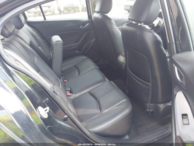 3MZBN1V39JM223684 Mazda Mazda3 Touring