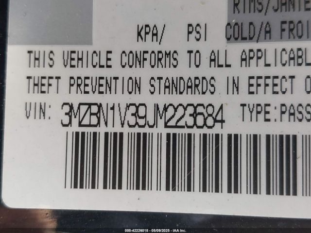 3MZBN1V39JM223684 Mazda Mazda3 Touring