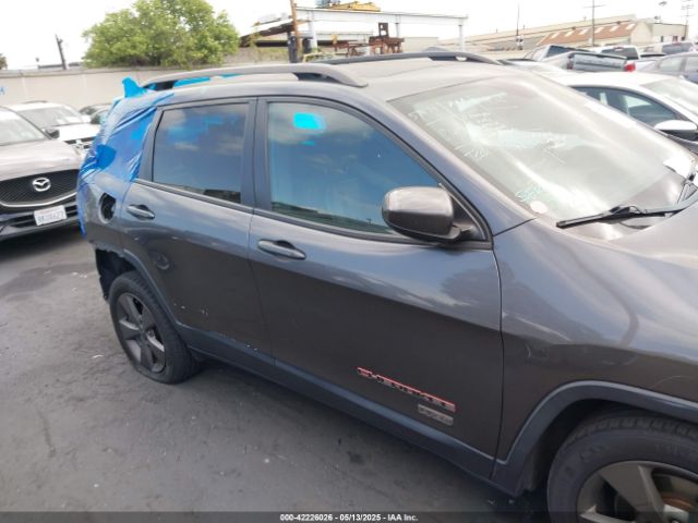 1C4PJLCB5GW369129 Jeep Cherokee 75th Anniversary