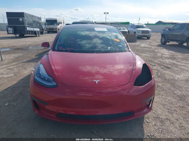 5YJ3E1EA1JF058031 Tesla 2018