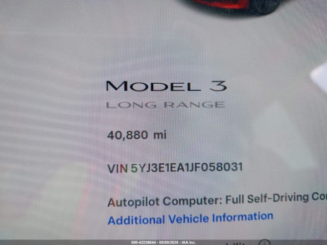 5YJ3E1EA1JF058031 Tesla 2018