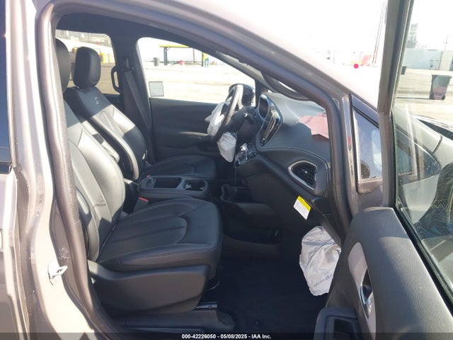 2C4RC1BG0RR202712 Chrysler 2024