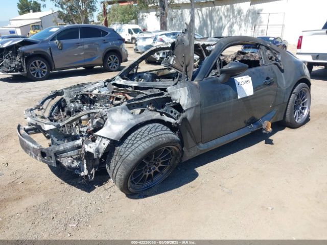 2022 TOYOTA GR86 JF1ZNBE15N9753635 Photo 1