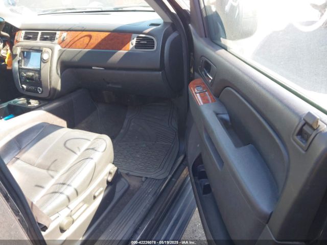 2013 GMC YUKON XL 1500 1GKS2KE77DR346749 Photo 4
