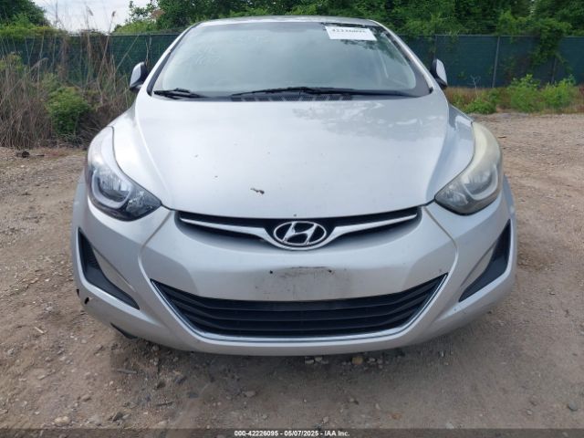 5NPDH4AE2FH648298 Hyundai ELANTRA SE