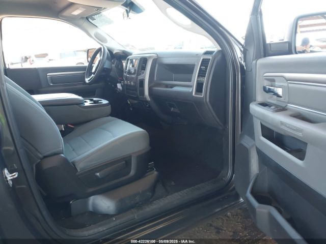 3C6JR6AT1HG542521 RAM 1500 Tradesman  4x2 6'4 Box