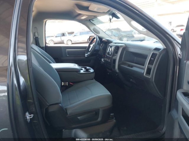 3C6JR6AT1HG542521 RAM 1500 Tradesman  4x2 6'4 Box