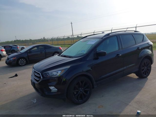 1FMCU0GD2JUA83947 Ford ESCAPE SE